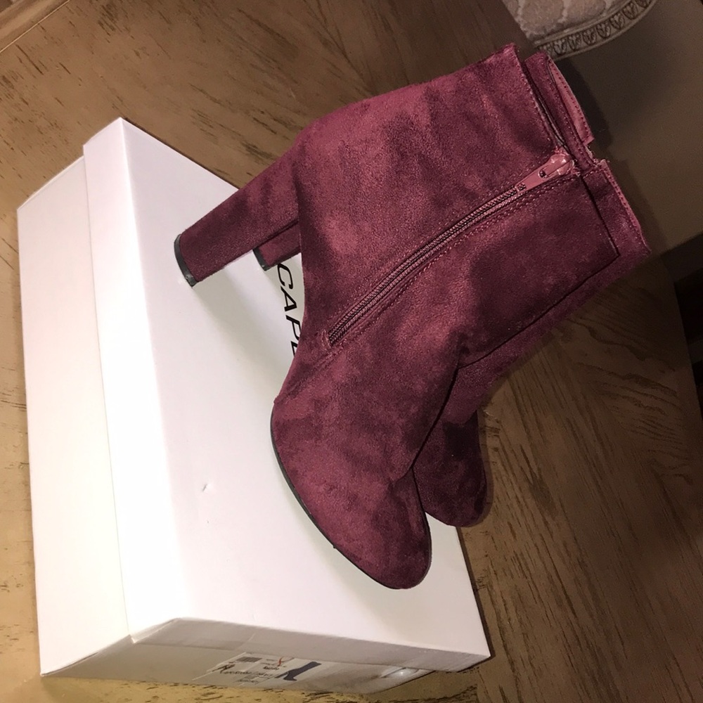 Burgundy Heels ! 🔮